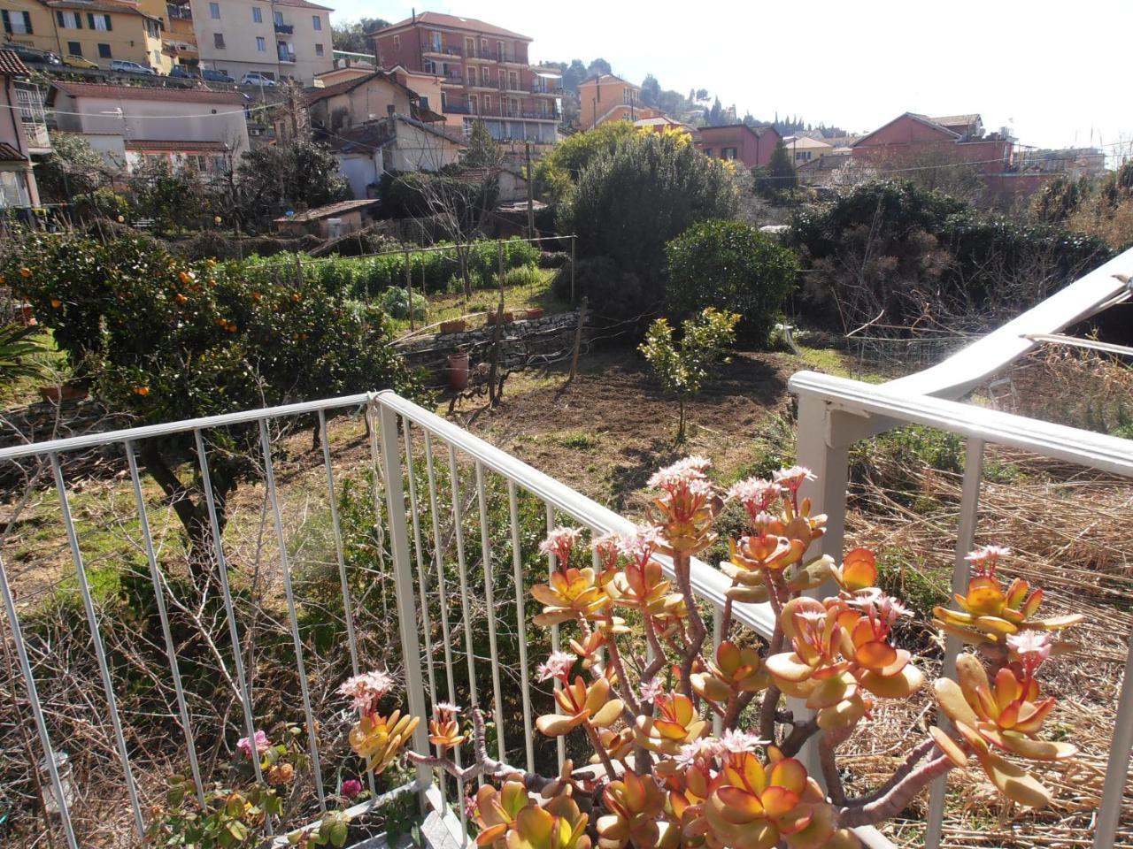 Casa Fortuna Imperia Esterno foto