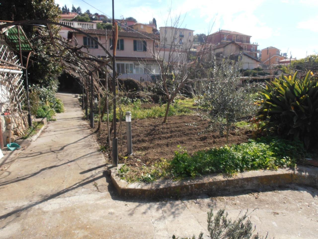 Casa Fortuna Imperia Esterno foto